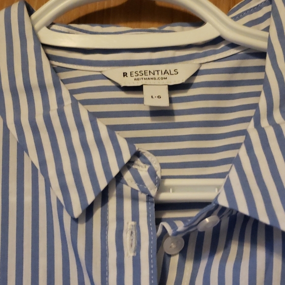 Blue and White Button Down Top - Picture 3 of 4